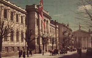 Wilno w 1942 r. Ulica Adama Mickiewicza, widok na Plac Katedralny (zbiory prywatne)
