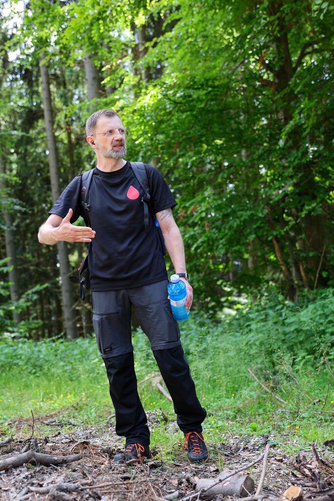 Rajd Szlakiem Kurierów Solidarności w Górach Złotych dla uczniów klasy ósmej SP nr 96 im. Leonida Teligi we Wrocławiu, 18-19 czerwca 2024/ fot. Agata Ligęcka IPN Wrocław