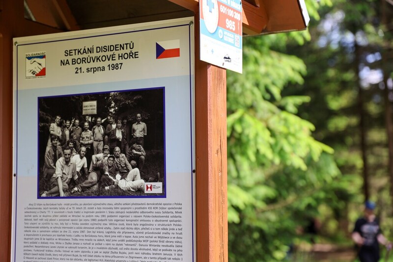 Rajd Szlakiem Kurierów Solidarności w Górach Złotych dla uczniów klasy ósmej SP nr 96 im. Leonida Teligi we Wrocławiu, 18-19 czerwca 2024/ fot. Agata Ligęcka IPN Wrocław