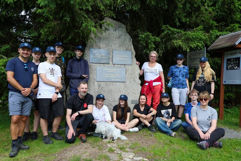 Rajd Szlakiem Kurierów Solidarności w Górach Złotych dla uczniów klasy ósmej SP nr 96 im. Leonida Teligi we Wrocławiu, 18-19 czerwca 2024/ fot. Agata Ligęcka IPN Wrocław
