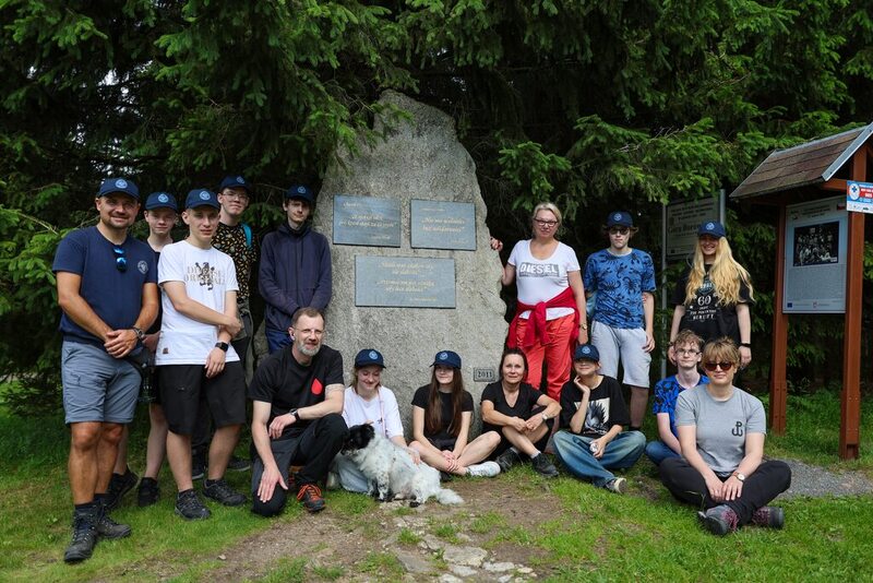 Rajd Szlakiem Kurierów Solidarności w Górach Złotych dla uczniów klasy ósmej SP nr 96 im. Leonida Teligi we Wrocławiu, 18-19 czerwca 2024/ fot. Agata Ligęcka IPN Wrocław