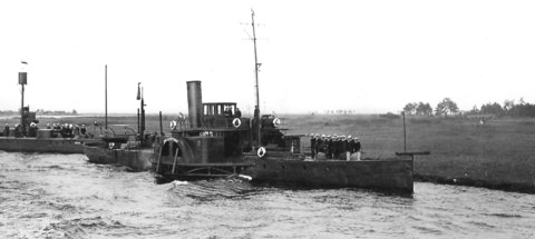 Okręty Flotylli Pińskiej (Flotylli Rzecznej Marynarki Wojennej) na Pinie w 1935 roku. Fot. domena publiczna