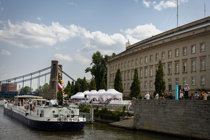 Parada statków. Fot. Agata Ligęcka / IPN Wrocław