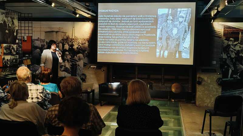Prelekcja Kamilli Jasińskiej w Muzeum Dulag 121 w Pruszkowie. Fot. Iwona Wawrzkowicz / IPN Wrocław