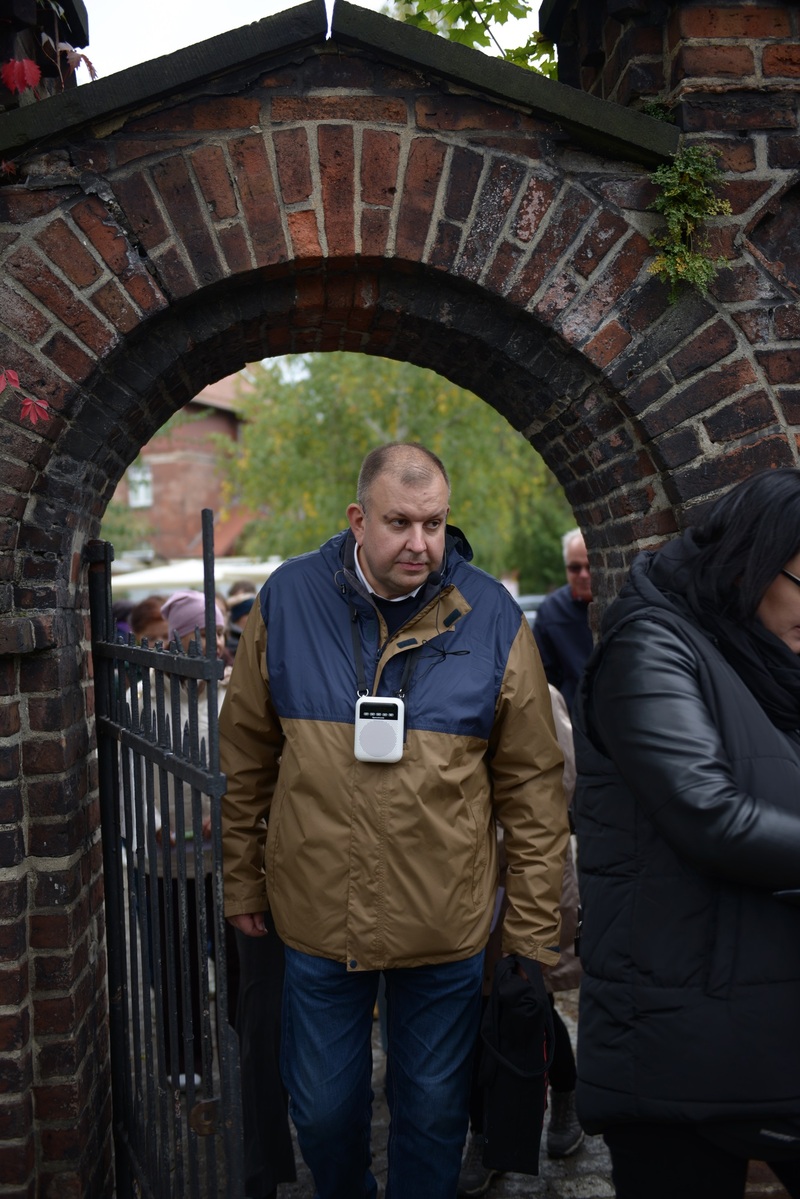 Spacer po cmentarzu św. Wawrzyńca 5.10.2024, fot. Mateusz Jasiński (13)