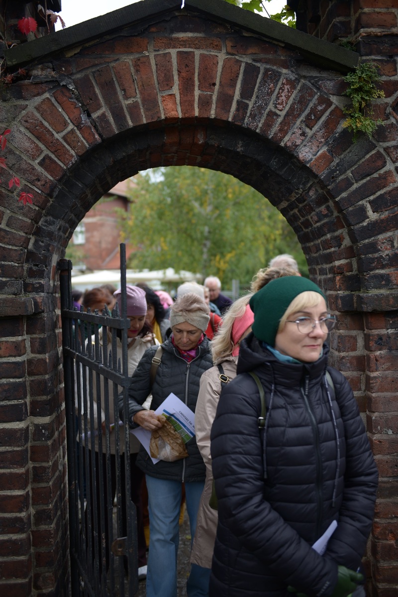 Spacer po cmentarzu św. Wawrzyńca 5.10.2024, fot. Mateusz Jasiński (14)