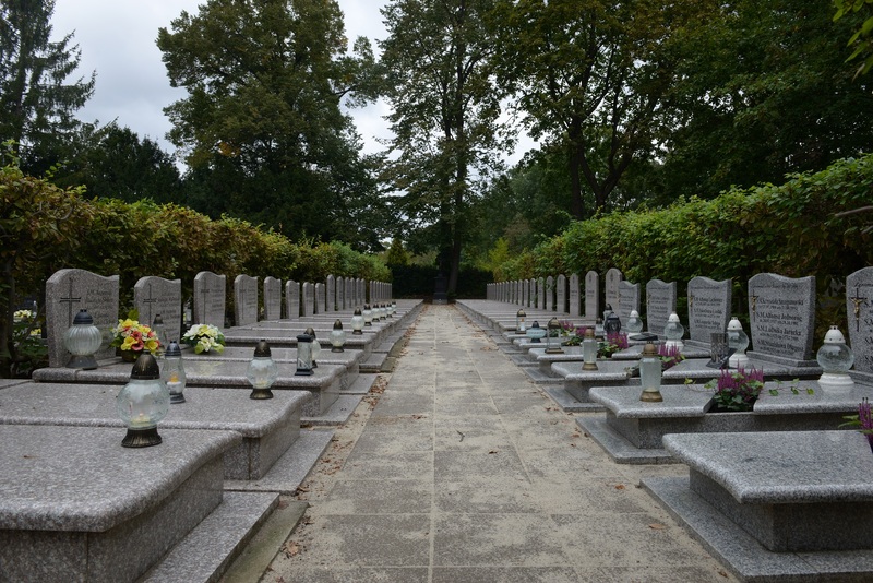 Spacer po cmentarzu św. Wawrzyńca 5.10.2024, fot. Mateusz Jasiński (36)