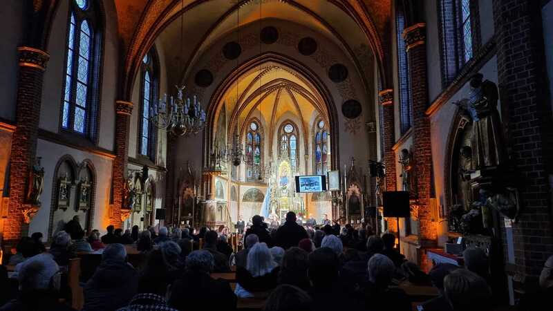 Koncert w Łambinowicach, 6.10.2024, fot. Iwona Wawrzkowicz / IPN Wrocław