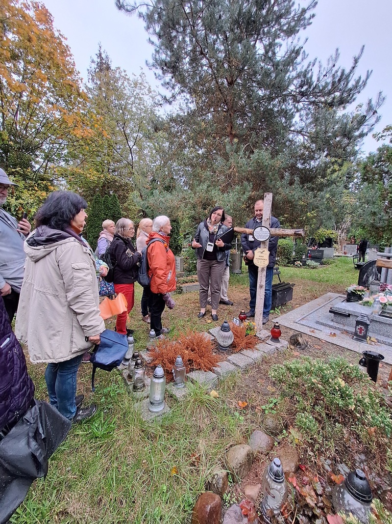 Spacer po cmentarzu św. Rodziny, 10.10.2024, fot. Joanna Czajkowska