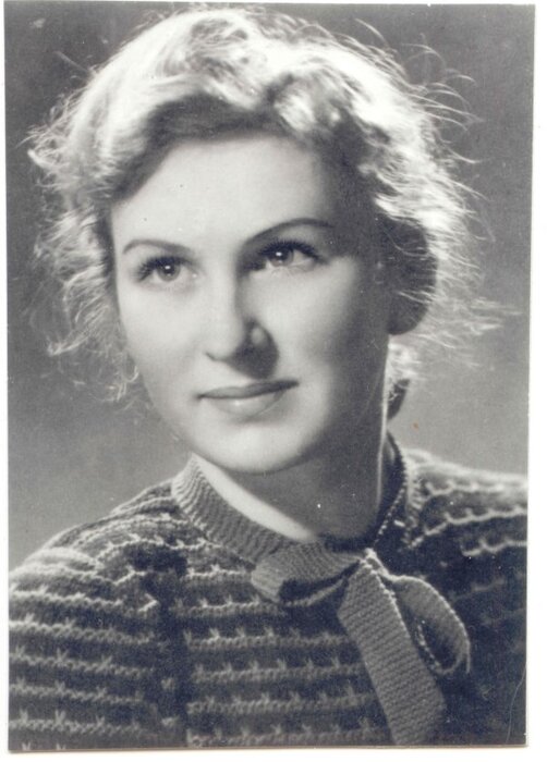 Barbara Piotrowska, zdjęcie niedatowane. Zbiory prywatne B. Gancarczyk