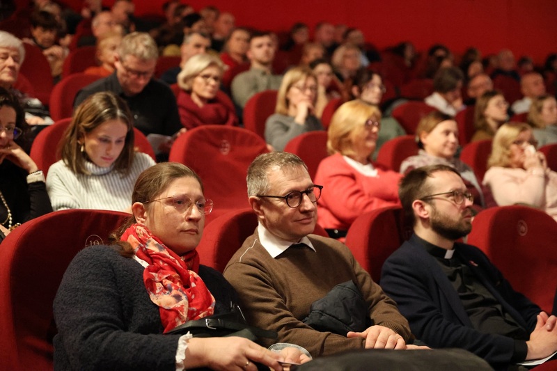 Widownia przybyła na premierowy pokaz filmu „Ucieczka”. Fot. Maciej Parysek / IPN Wrocław