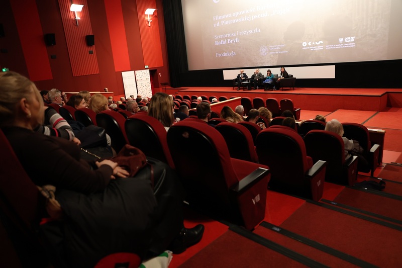 Widownia przybyła na premierowy pokaz filmu „Ucieczka”. Fot. Maciej Parysek / IPN Wrocław