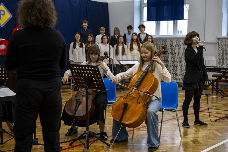 Dzień Pamięci w szkole na Sępolnie. Fot. Agata Ligęcka / IPN Wrocław