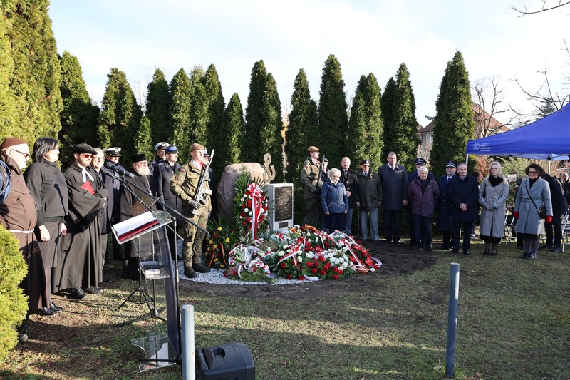 Nowy pomnik na Rakowcu. Fot. Maciej Parysek / IPN Wrocław