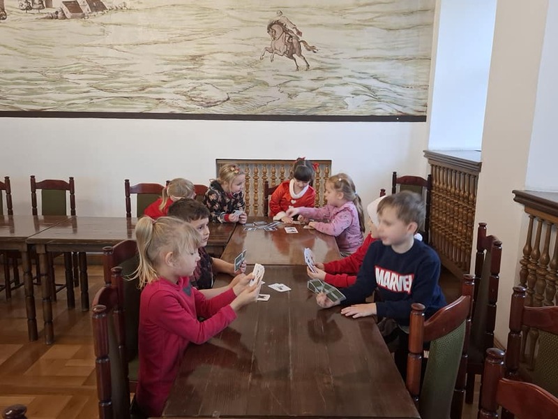 „Zwierzęca brygada” – opowieść o zwierzętach, które odegrały niezwykłą rolę podczas II wojny światowej - Przystanek Historia w Brzegu, 6 grudnia 2024