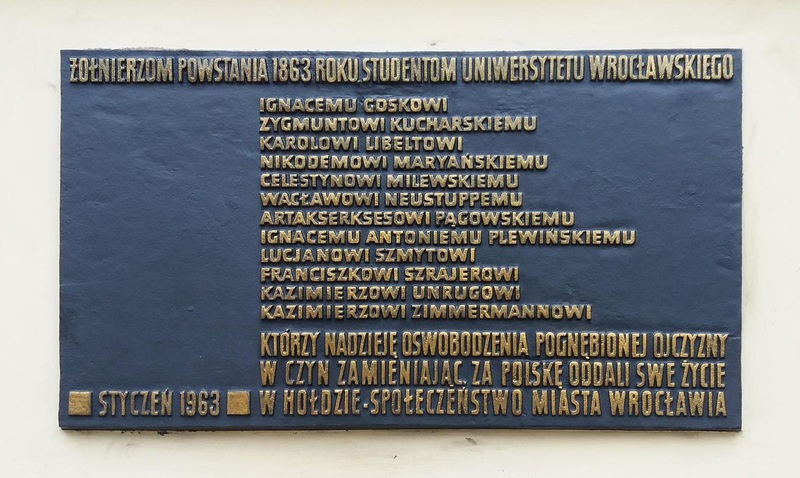 Tablica powstańców styczniowych po renowacji przeprowadzonej w 2018 roku. Fot. Kamilla Jasińska