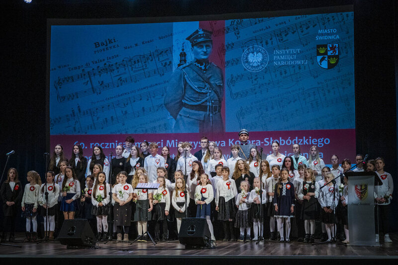 Uroczystości upamiętniające mjr. Mieczysława Kozara-Słobódzkiego – legionistę, kompozytora i pedagoga - Świdnica, 29 stycznia 2025 roku/ fot. A.Ligęcka IPN Wrocław