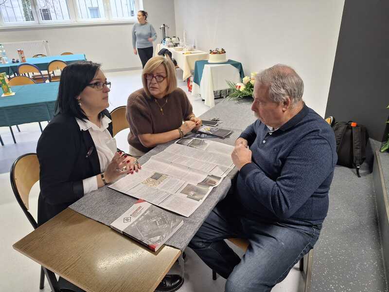 Od lewej: Kamilla Jasińska, Alina Trzeciak i Roland Kuc. Fot. Halina Strachowska
