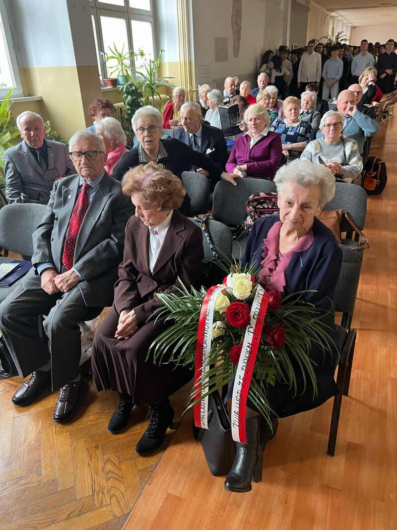 Delegacja składająca kwiaty w imieniu byłych polskich robotników przymusowych. Fot. Anna Semp / TMW