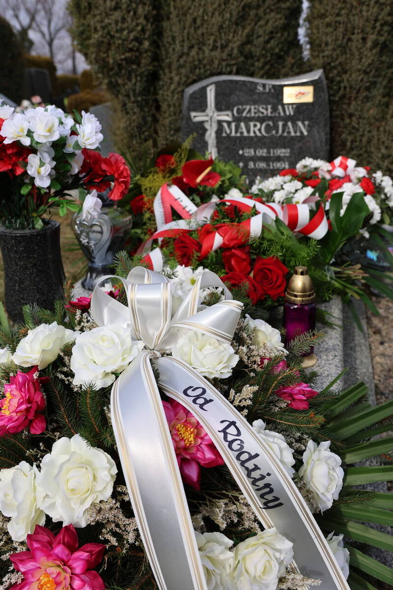 Projekt Ocalamy. Uroczystość przy grobie weterana walk o wolność i niepodległość Polski Czesława Marcjana - Budzów, 25 lutego 2025/ fot. M.Parysek IPN Wrocław