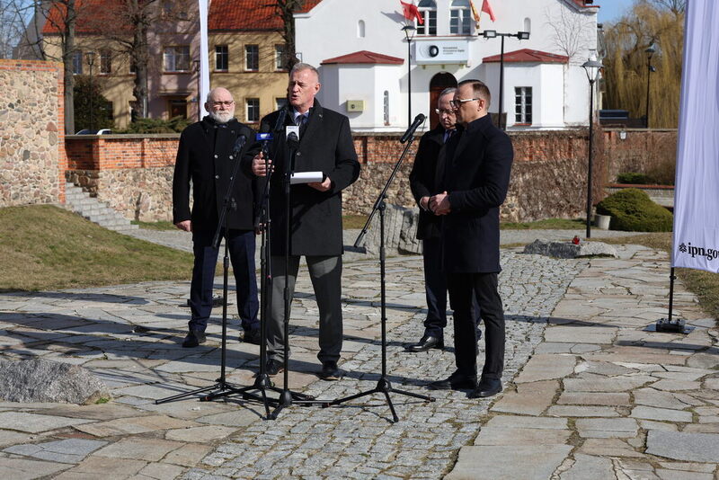 Konferencja prasowa dr. hab. Karola Polejowskiego, zastępcy prezesa IPN i prok. Andrzeja Pozorskiego - 4 marca 2025/ fot. M.Parysek IPN Wrocław