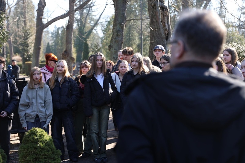 Lekcja historii na wrocławskim Cmentarzu Osobowickim - 6 marca 2025/ fot. M.Parysek IPN Wrocław