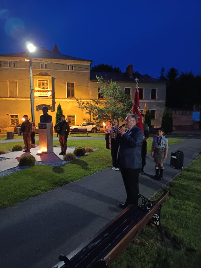 W godzinę śmierci rtm. Witolda Pileckiego, Wrocław po raz kolejny uczci jego pamięć. Podobnie było w Łagiewnikach, Oleśnicy i Jordanowie Śląskim - 25 maja 2025