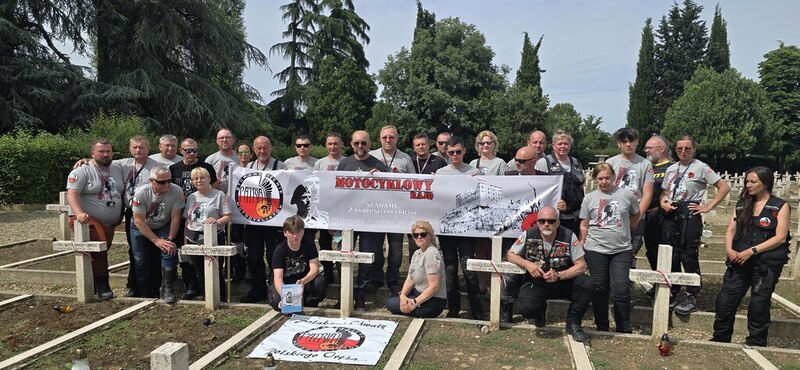 Przed grobem majora Władysława Drelicharza.