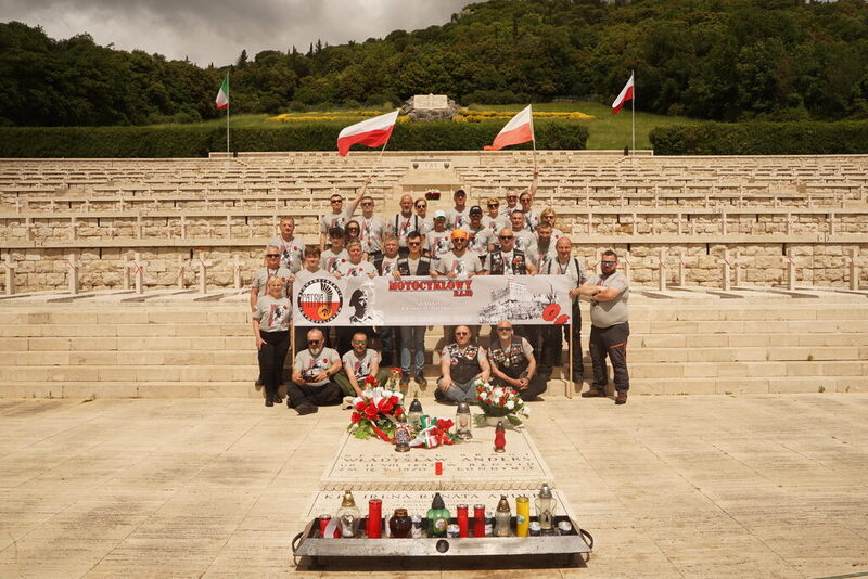 Przy grobie generała Andersa.