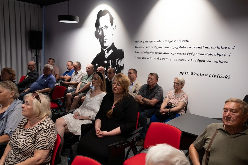 Na zdjęciu publiczność spotkania