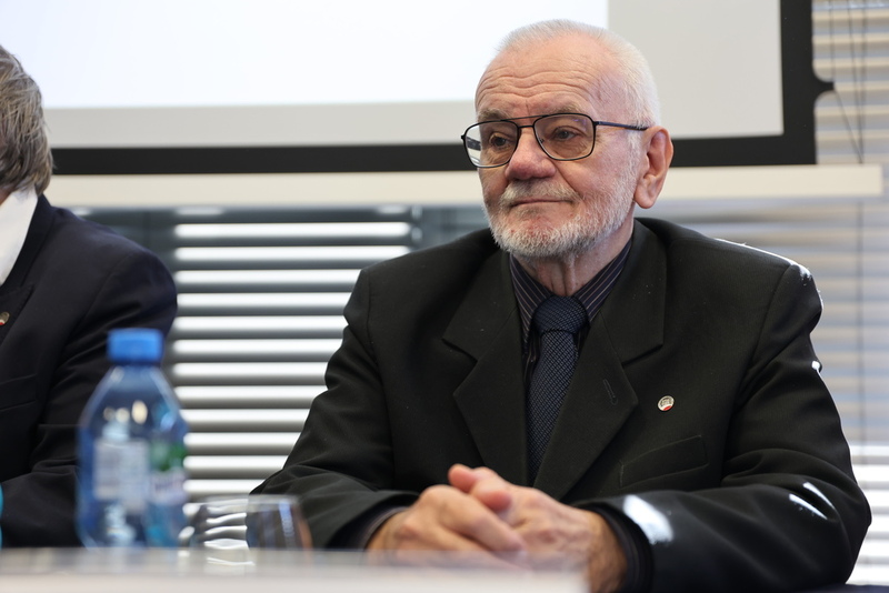 Na zdjęciu autor książki Andrzej Perlak