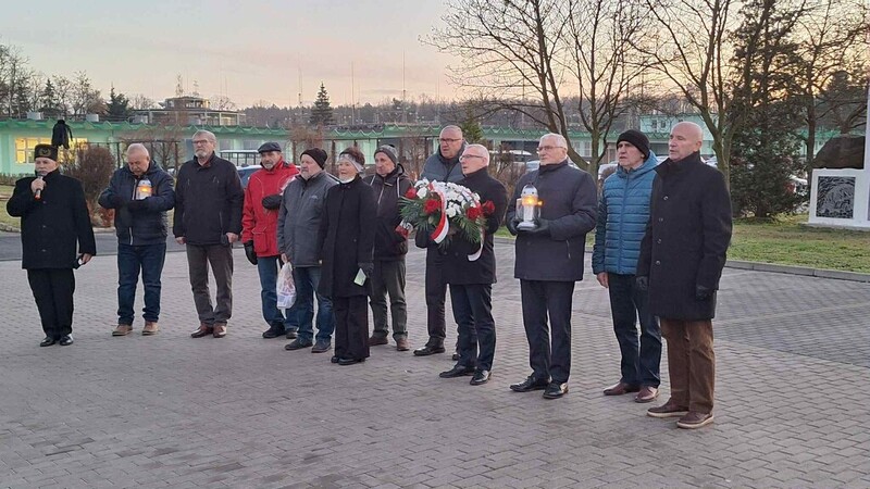 grupowe zdjęcie uczestników