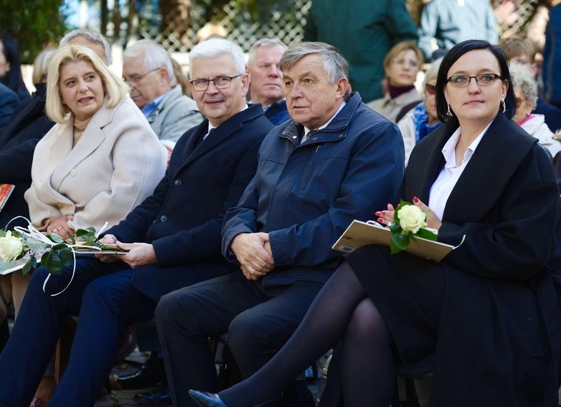 Naz zdjęciu widownia, na pierwszym planie Kamilla Jasińska z IPN Wrocław