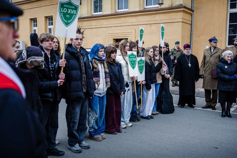 zdjęcie na uczestników wydarzenia - to reprezentacja jednej ze szkół
