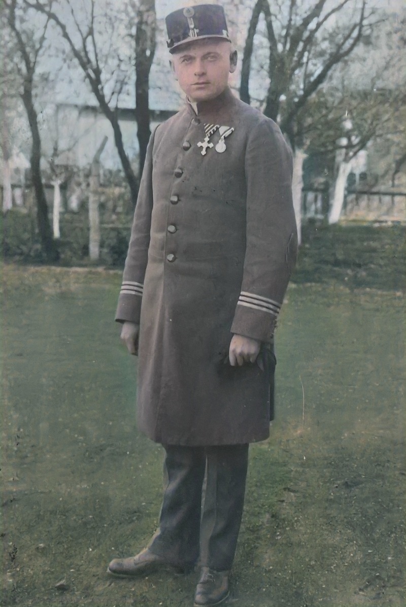 Ksiądz Marian Czech w mundurze kapelana armii austro-węgierskiej. Galicja, wiosna 1918 r. Fot. ze zbiorów rodzinnych