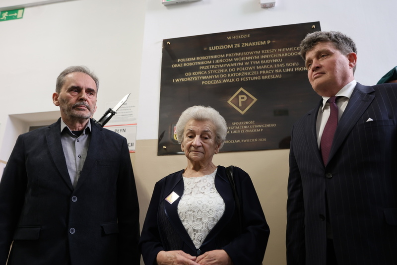 Centrum Kształcenia Ustawicznego we Wrocławiu nadano imię Ludzi ze znakiem P, a na parterze budynku odsłonięto pamiątkową tablicę - 24 kwietnia 2026