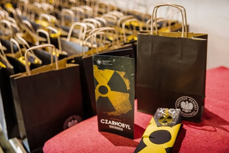 Wrocławska premiera filmu dokumentalnego produkacji IPN „Czarnobyl. Polska perspektywa”. Na uczestników czekały dodatkowe atrakcje: możliwość skorzystania z gogli VR oraz drobny upominek - Wrocław, 25 kwietnia 2025/ fot. A.Ligęcka