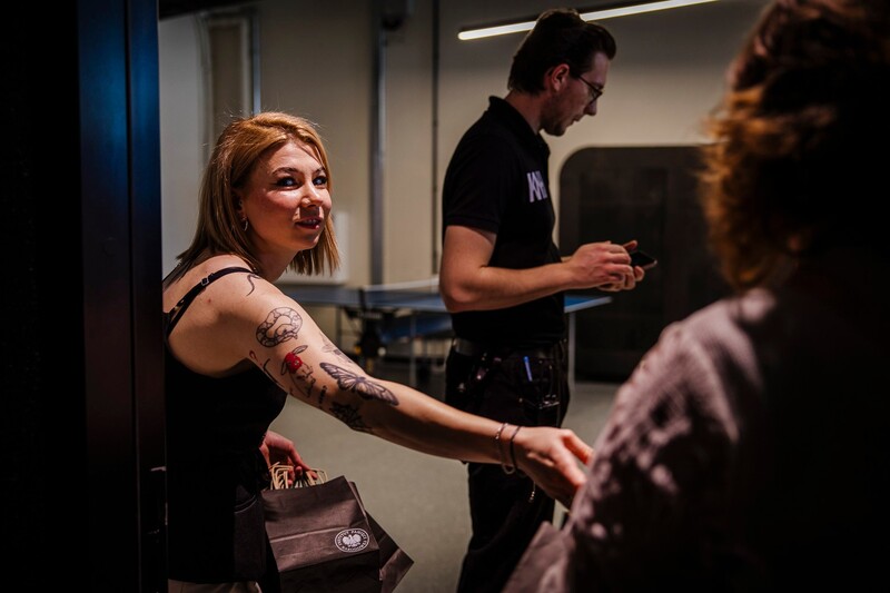 Wrocławska premiera filmu dokumentalnego produkacji IPN „Czarnobyl. Polska perspektywa”. Na uczestników czekały dodatkowe atrakcje: możliwość skorzystania z gogli VR oraz drobny upominek - Wrocław, 25 kwietnia 2025/ fot. A.Ligęcka