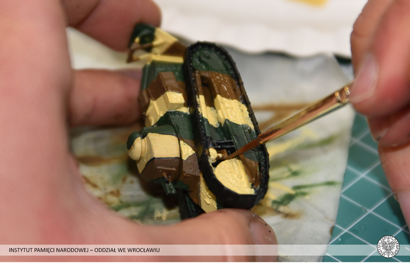 Czołg Renault FT – bohater wojny polsko-bolszewickiej i pierwszego z cyklicznych warsztatów modelarskich „Modele powstałe z historii”