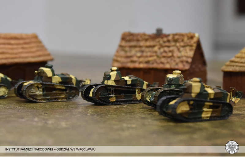 Czołg Renault FT – bohater wojny polsko-bolszewickiej i pierwszego z cyklicznych warsztatów modelarskich „Modele powstałe z historii”