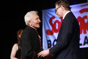 Uroczystość wręczenia Krzyży Wolności i Solidarności działaczom dawnej opozycji – Bolesławiec, 10 czerwca 2021. Fot. Sławek Kasper (IPN)