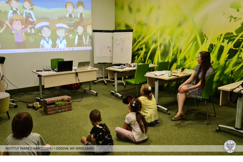 Spotkania edukacyjne z grupą dzieci i młodzieży uczestniczącą w „Kursie adaptacyjno -– językowym dla repatriantów i ich rodzin” – Wrocław, 13 sierpnia 2021