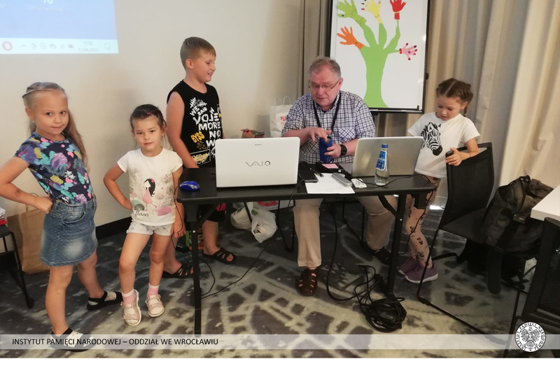 Spotkania edukacyjne z grupą dzieci i młodzieży uczestniczącą w „Kursie adaptacyjno -– językowym dla repatriantów i ich rodzin” – Wrocław, 13 sierpnia 2021