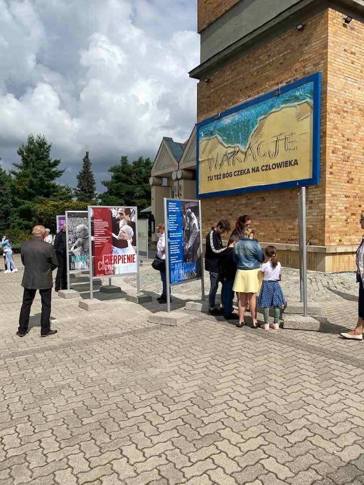 Wystawa plenerowa „Wyszyński-Wojtyła. Gramatyka życia” – Głogów, 29 sierpnia 2021