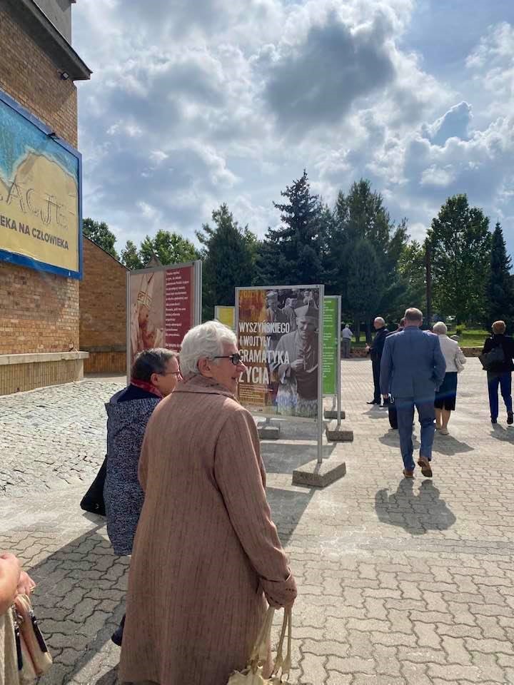 Wystawa plenerowa „Wyszyński-Wojtyła. Gramatyka życia” – Głogów, 29 sierpnia 2021