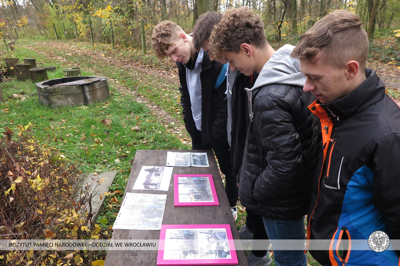 Terenowa lekcja historii o losach żołnierzy NSZ ze zgrupowania kpt. Henryka Flamego „Bartka” – Kluczbork, 9 listopada 2021