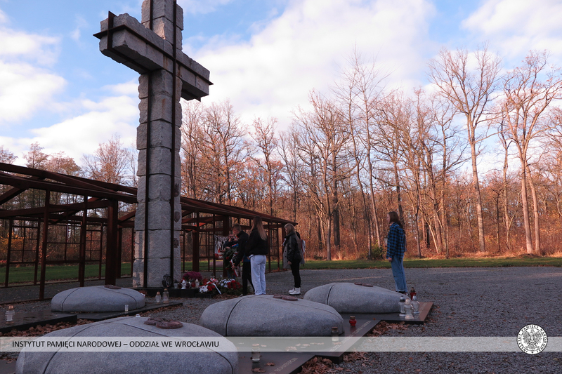 Terenowa lekcja historii o losach żołnierzy NSZ ze zgrupowania kpt. Henryka Flamego „Bartka” – Kluczbork, 9 listopada 2021