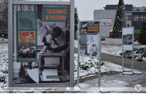 Otwarcie wystawy plenerowej „Stan wojenny 1981-1983” – Jelcz-Laskowice, 9 grudnia 2021