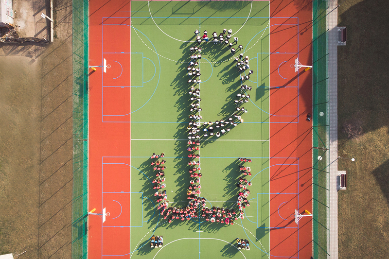 Znak Polski Walczącej w I Liceum Ogólnokształcące im. Danuty Siedzikówny „Inki” we Wrocławiu.