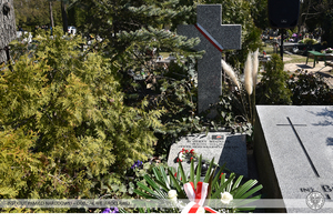 Uroczystość oznaczenia grobu płk. Jerzego Woźniaka insygnium „Ojczyzna swemu Obrońcy”
